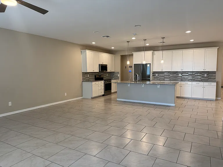 17091 N Palo Pino St — Photo 7
