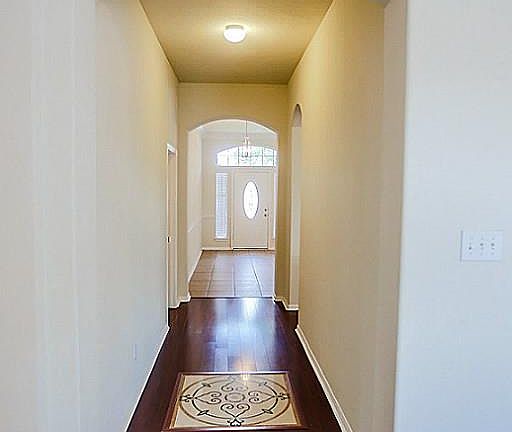 5th image of 10910 Lyndbrook Ln