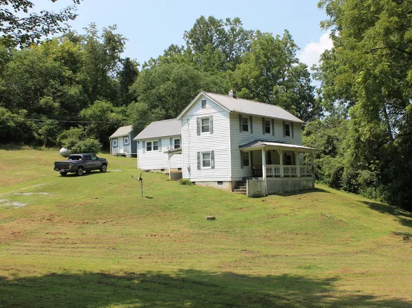 1009 Davis Run, Buchanan, VA 24066
