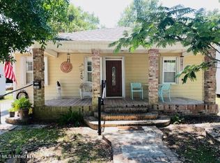 705 Allendale Ave, Gulfport, MS 39501