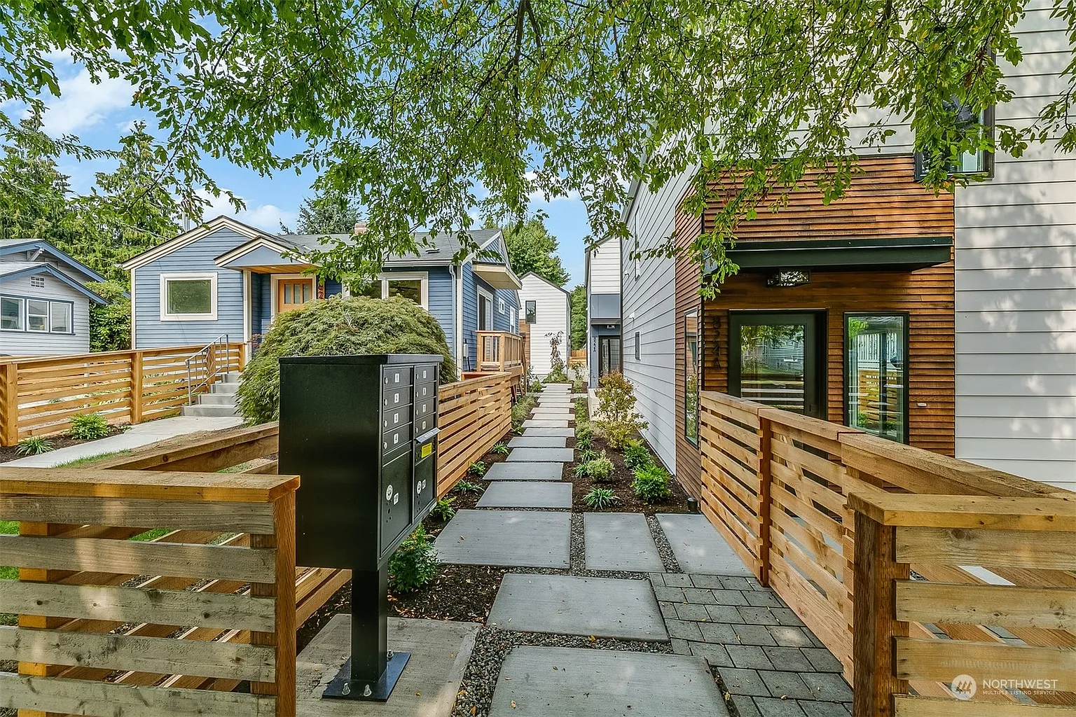 824 A S Rose Street photo 1