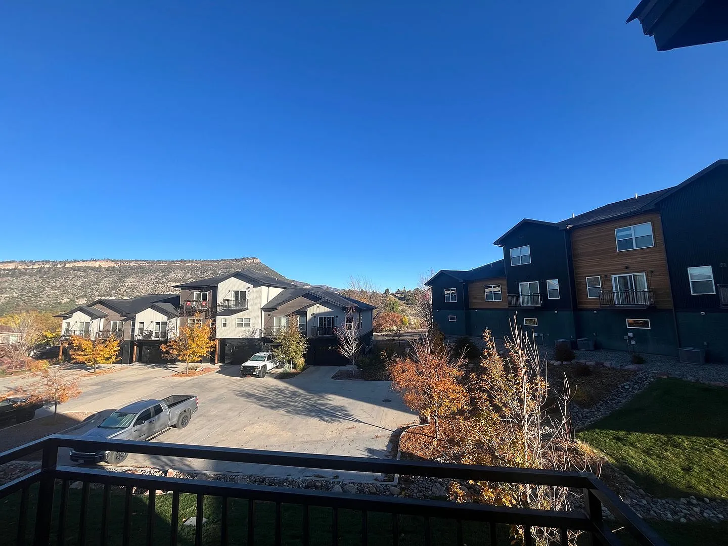 Beautiful Durango Townhome — Photo 4