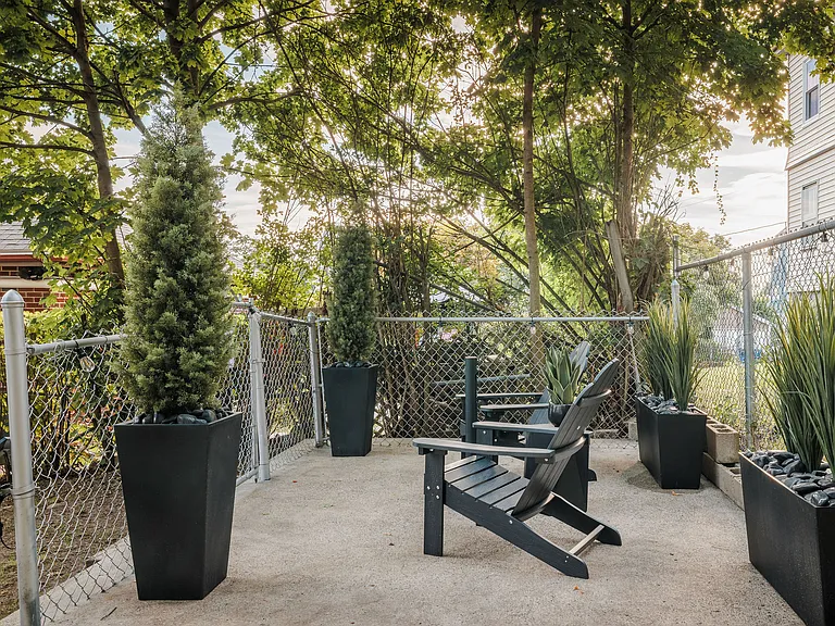 Designated Outdoor Smoking Lounge