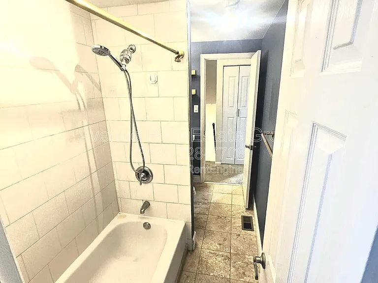 4322 Maryland Ave — Photo 15