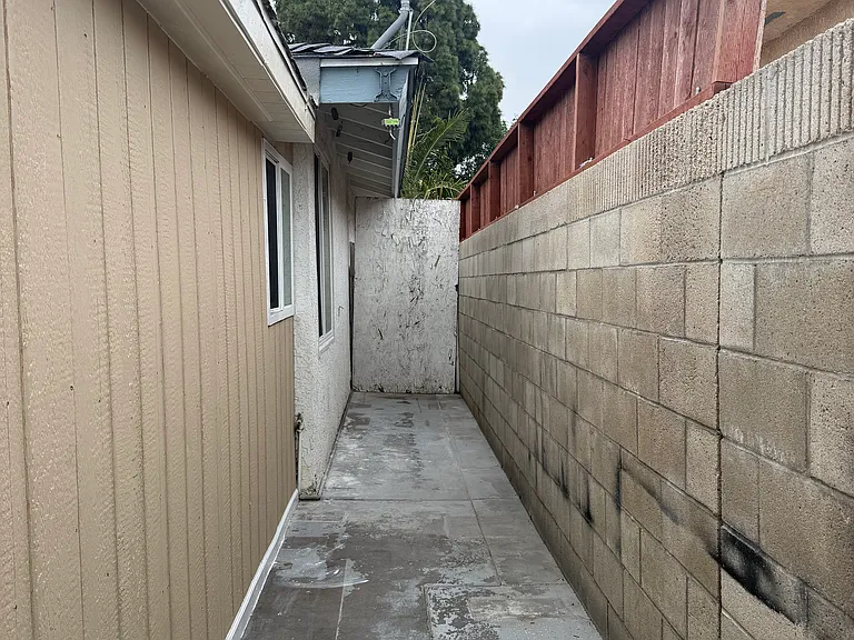 13301 Fletcher St #2 — Photo 16