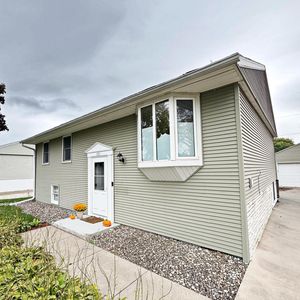 2851 29th COURT SOUTH South, La Crosse, WI, 54601