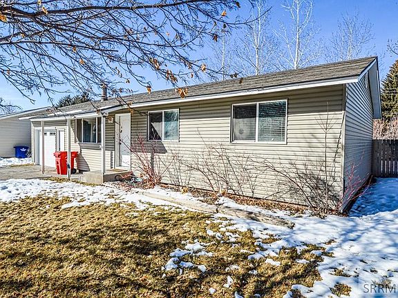 3rd image of 566 S Maurine Dr