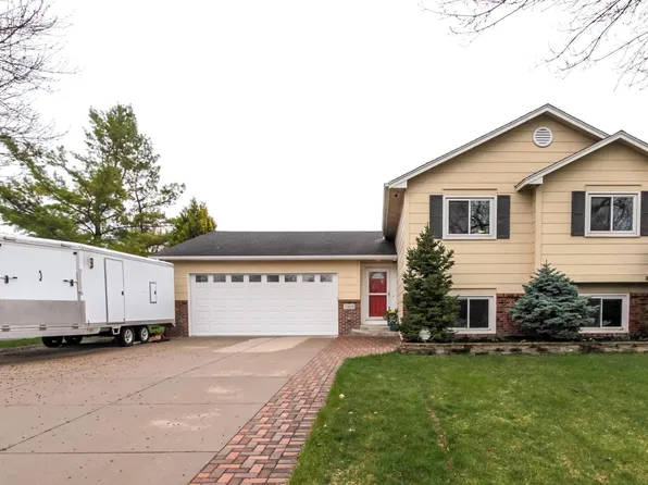 7203 Jocelyn Ave S, Cottage Grove, MN 55016