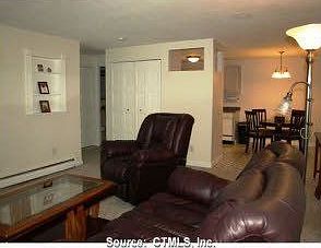 2nd image of 565 Talcottville Rd APT 1A3