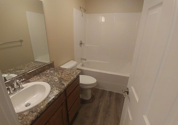 5th image of 3011 70th St W