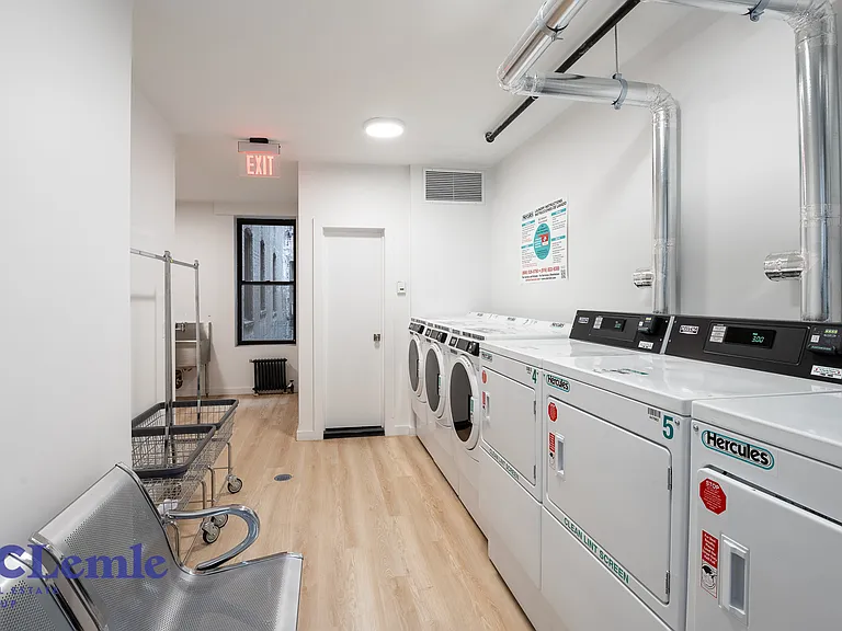 141 E 26th St #6D — Photo 14