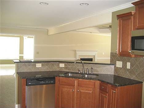 3rd image of 31 Glenfield Dr