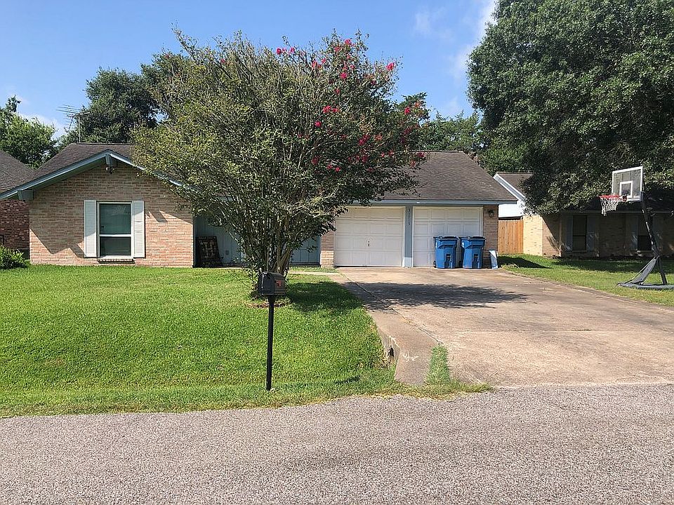 1st image of 31715 Ironwood Dr