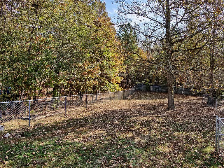 7145 Catherine Dr — Photo 7