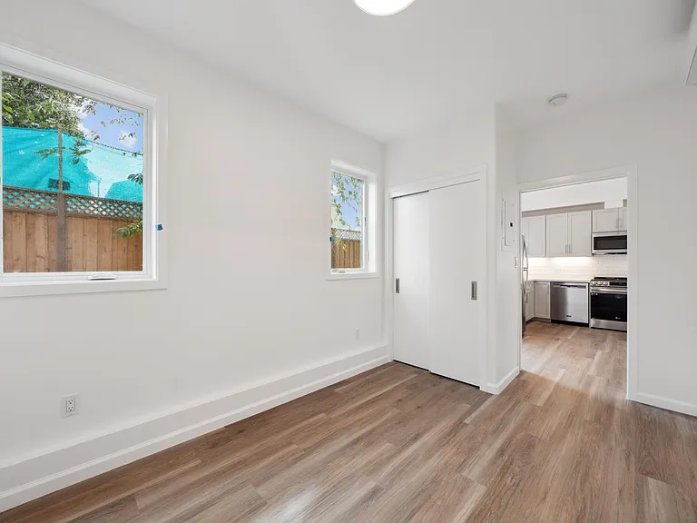1012 Chester St #4 — Photo 7