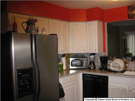 5th image of 30 Seaside Ln