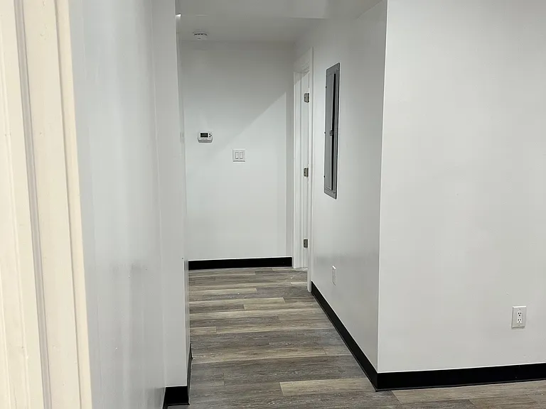309 W Main St #7 — Photo 12