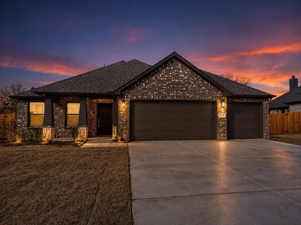 614 Kyle Dr, Tioga, TX 76271