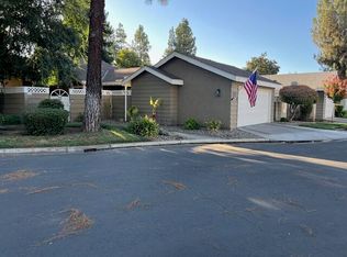 1827 S Cain St, Visalia, CA 93292