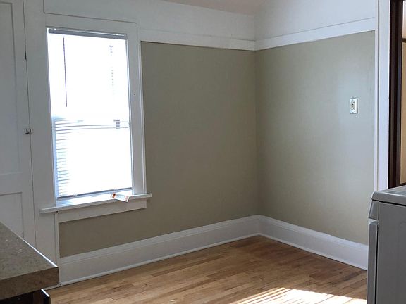 3rd image of 3633 E Armour Ave