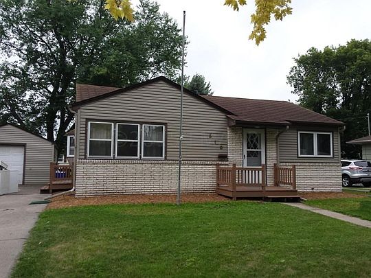 2nd image of 510 20th Ave N