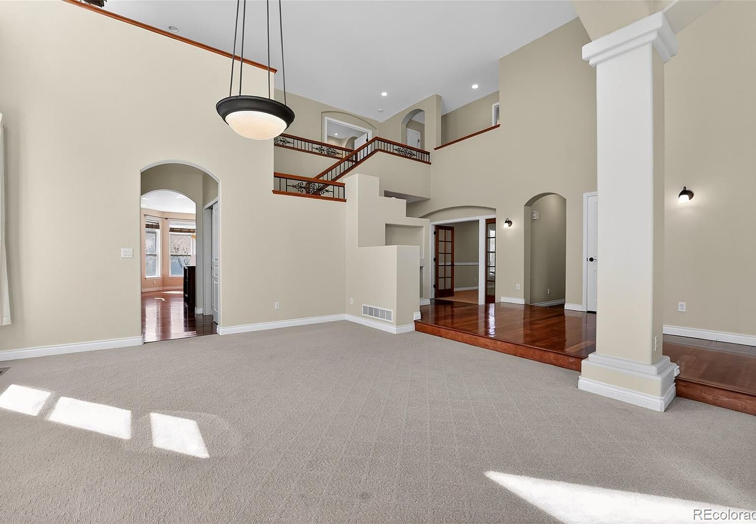 15258 W 75th Place - Photo 4