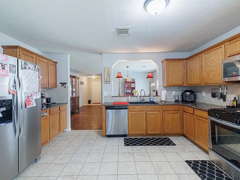 24435 Cornell Park Ln — Photo 12