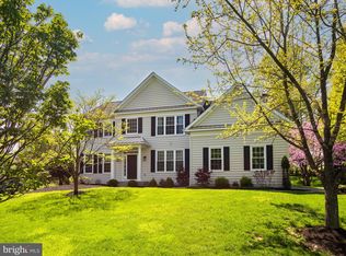 1323 Stonegate Dr, Downingtown, PA 19335