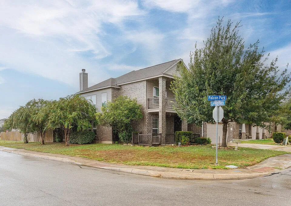 8822 Falcon Park