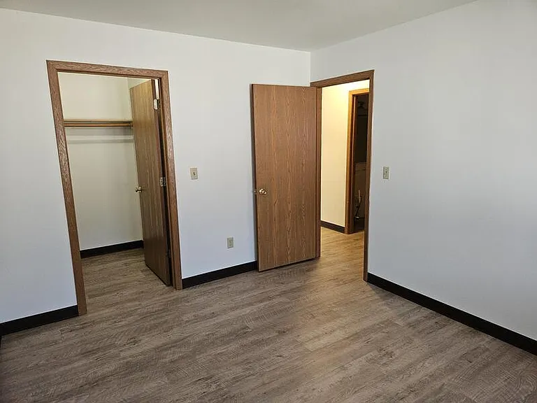 436 Sullivan St #10 — Photo 15