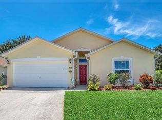 384 China Berry Cir, Davenport, FL 33837