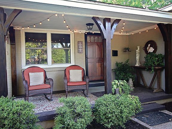 Front Porch 120 sq/ft