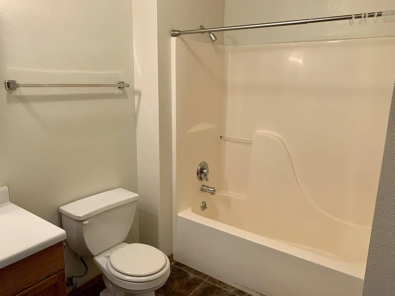 323 Janet St #1 — Photo 8