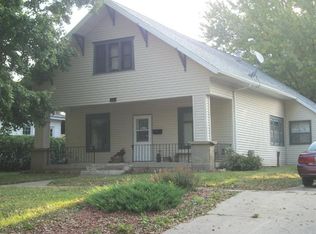310 S 10th St, Cherokee, IA 51012