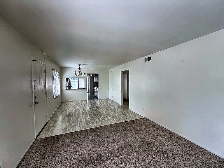 1598 Gatewood Ct — Photo 4