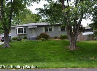 8219 Glimmer Way, Louisville, KY 40214