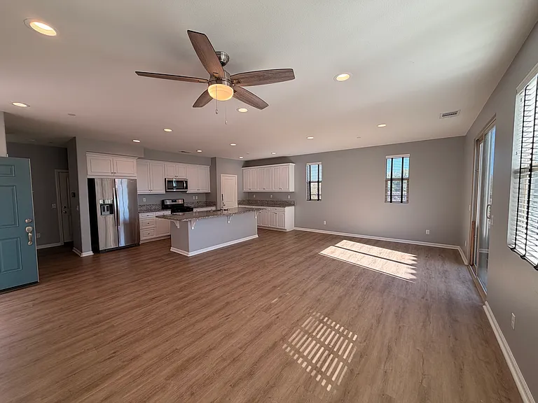 35350 Marabella Ct — Photo 22