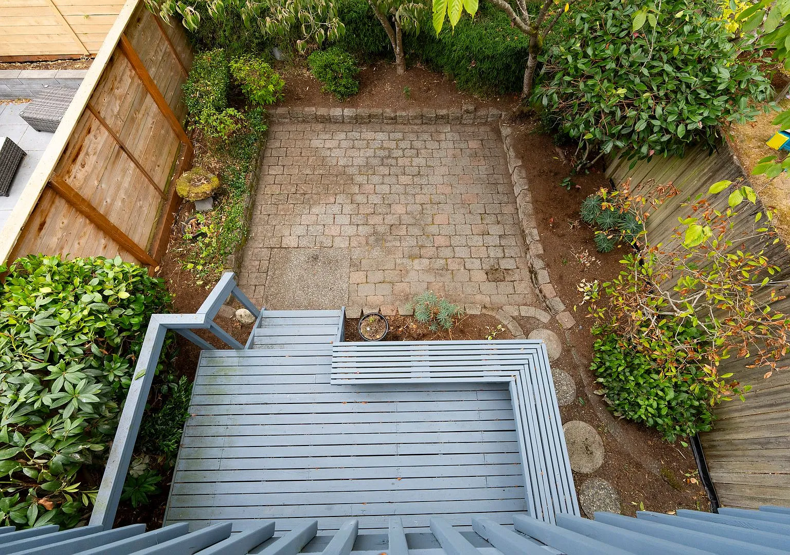 3Bd/3Ba Seattle Townhome — Photo 3