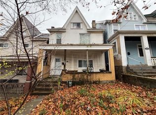 1021 Valonia St, Pittsburgh, PA 15220