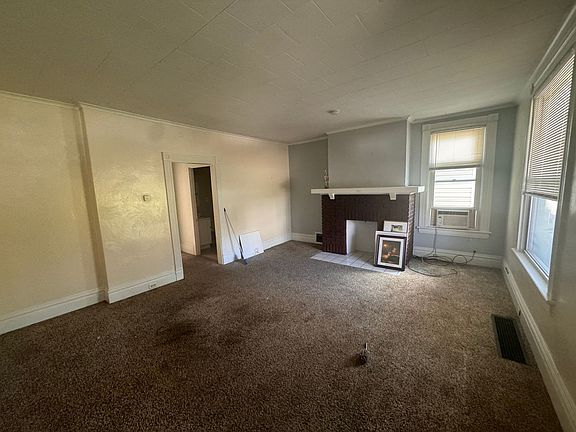 5th image of 507 Sidney St Floor 1
