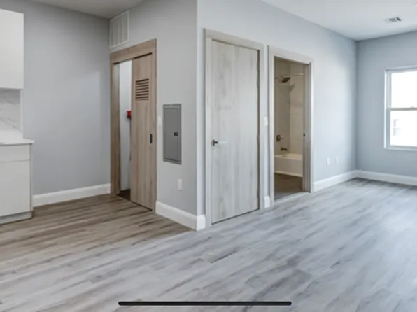 311 Sip Avenue image 19 of 61