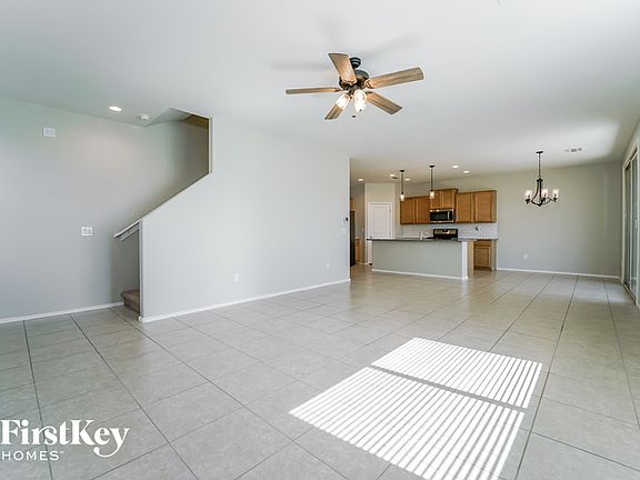 3rd image of 12066 N Geary Ave