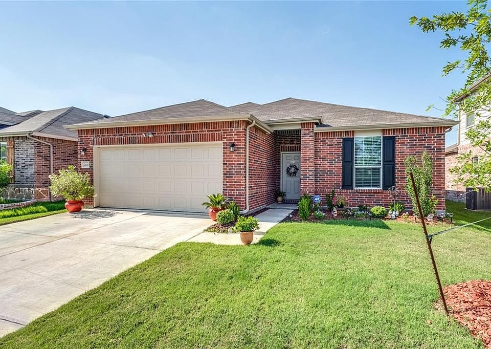 1st image of 2441 Bermont Red Ln