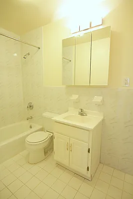 Rented by JK Dansar Corp | media 4
