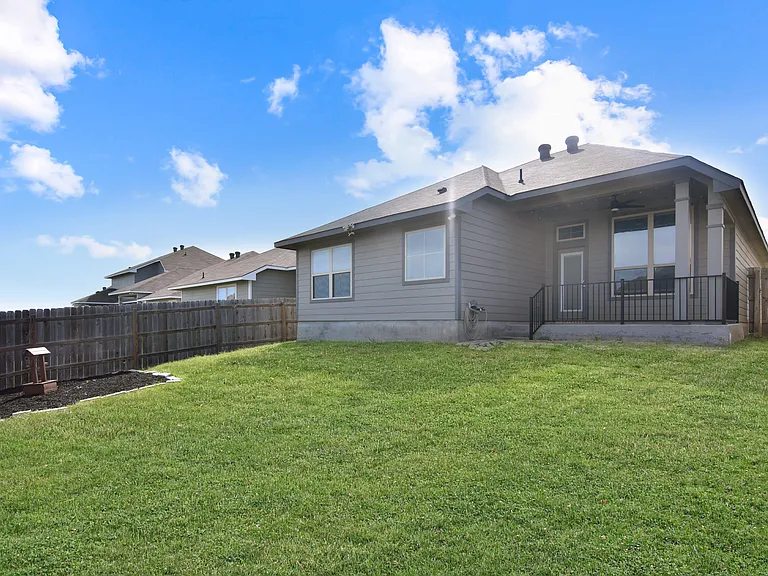 3409 Addison St — Photo 18