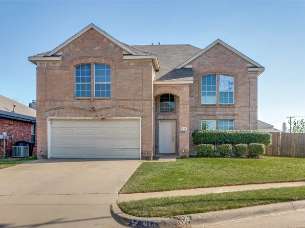 613 Prairie Gulch Dr, Fort Worth, TX 76140