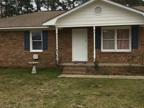3365 Kim St, Dalzell, SC 29040