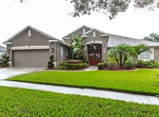 2205 Longmore Cir, Valrico, FL 33596
