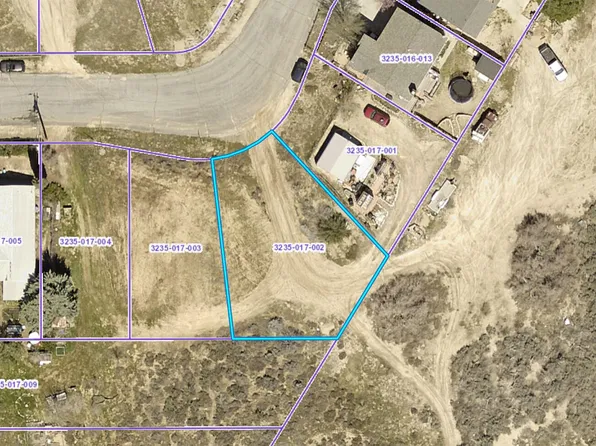 Bluehills Dr, Lake Elizabeth, CA 93532