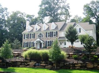 207 Griest View Cir, Media, PA 19063